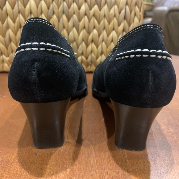 Aerosoles “Road Snap” black suede heels - 10 - Picture 4 of 10